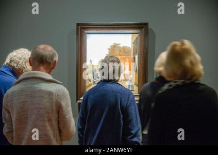 Besucher bei Ausstellung des Malers Pieter de Hooch in Delft Stockfoto