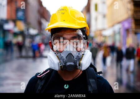 Glasgow, Schottland, Großbritannien. 19. Januar, 2020. Hong Kong Studenten und Amnesty International Stadium eine pro-demokratischen Protest auf der Sauchiehall Street im Stadtzentrum von Glasgow. Der Protest war einer von mehreren in Städten weltweit gegen die anti-demokratische Politik der Kommunistischen Partei Chinas zu protestieren. Iain Masterton/Alamy Leben Nachrichten. Stockfoto