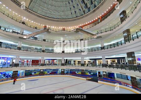 Doha, Katar - Nov 18. 2019. Doha City Centre - Einkaufszentrum. Innen Stockfoto