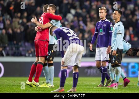 Brüssel, Belgien - 19. Januar: Simon Mignolet und Hans Vanaken der Club Brugge Feiern nach dem Gewinn der Jupiler Pro League Spieltag 22 zwischen RSC Anderlecht, Club Brügge am 19. Januar 2020 in Anderlecht Lotto Park Stadium, Belgien. (Foto von Fran Credit: Pro Schüsse/Alamy leben Nachrichten Stockfoto
