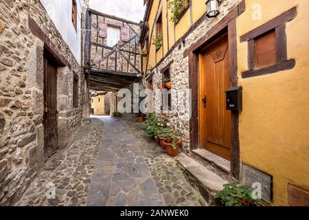 Streetview of Potes in Nordspanien Stockfoto