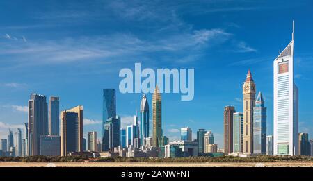 Schöne Aussicht auf die Skyline von Downtown Dubai, Dubai, Vereinigte Arabische Emirate Stockfoto