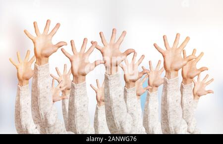 Zeile des Menschen Hand mit fünf Fingern verteilen Stockfoto