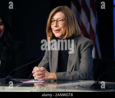 Kennedy Space Center, United States. 19 Jan, 2020. NASA-Manager des kommerziellen Crew Programm besucht eine Pressekonferenz im Anschluss an die Launch Abort Test im Kennedy Space Center, Florida am Sonntag, 19. Januar 2020. Foto von Joe Marino-Bill Cantrell/UPI Quelle: UPI/Alamy leben Nachrichten Stockfoto