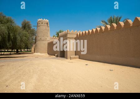 Al Jahili ist eine der größten Festungen in den VAE und können in der Stadt Al Ain gefunden werden. Stockfoto