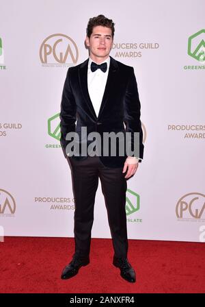 HOLLYWOOD, CA - 18. Januar: Gregg Sulkin besucht die 31. jährliche Producers Guild Awards im Hollywood Palladium am 18. Januar 2020 in Los Angeles, Kalifornien. Stockfoto