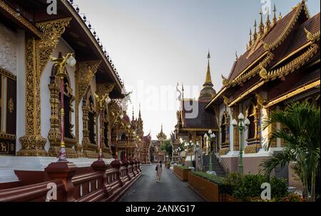 Dies ist das Bild des Wat Saen Muang Ma Luang (Wat Hua Khuang), buddhistischer Tempel in Chiang Mai, Thailand Stockfoto