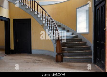 MT 00412-00 ... MONTANA - Treppen in den Eintrag von Hotel Meade entfernt an der Hauptstraße von der Geisterstadt im Bannack und bewahrt sich im Bannack State Park. Stockfoto