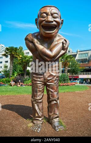 Vancouver, British Columbia, Kanada: Giant A-Maze-ing Lachen Denkmal in Morton Park an der English Bay in West End in der Nähe der Stanley Park Stockfoto