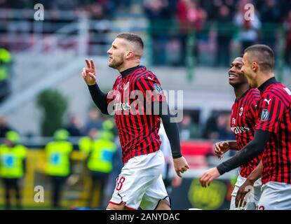 Ante rebic von ac mailand Kerben das Ziel während der Mailand vs Udinese, Mailand, Italien, 19. Jan 2020, Fußball Italienische Fußball Serie A Männer Meisterschaft Stockfoto