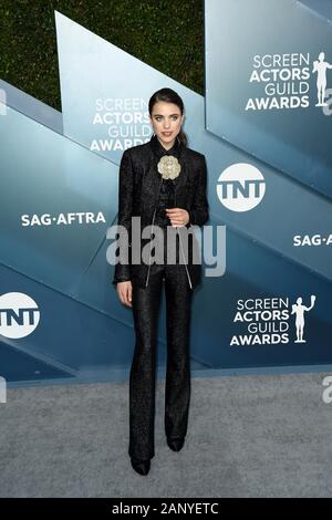 Los Angeles, Kalifornien, USA. 19. Jan 2020. Margaret Qualley kommt für die 26. jährlichen Screen Actors Guild Awards im Shrine Auditorium am 19. Januar 2020 in Los Angeles, Kalifornien. (Foto durch Sthanlee B. Mirador/Sipa USA) Credit: Sipa USA/Alamy leben Nachrichten Stockfoto