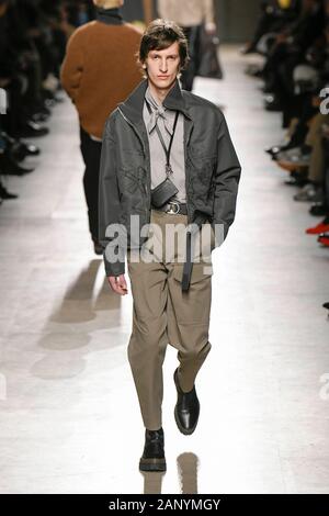 HERMES FW20 Landebahn während der Pariser Modewoche Männer" Januar 2020 - Paris, Frankreich 18/01/2020 | Verwendung weltweit Stockfoto