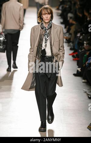 HERMES FW20 Landebahn während der Pariser Modewoche Männer" Januar 2020 - Paris, Frankreich 18/01/2020 | Verwendung weltweit Stockfoto