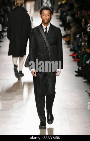 HERMES FW20 Landebahn während der Pariser Modewoche Männer" Januar 2020 - Paris, Frankreich 18/01/2020 | Verwendung weltweit Stockfoto