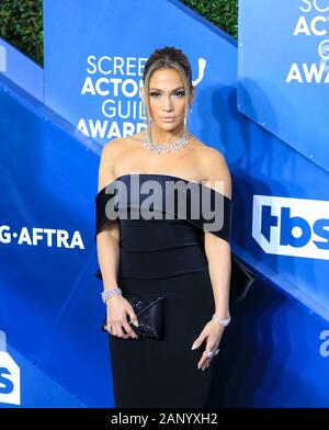 (200120) -- LOS ANGELES, Januar 20, 2020 (Xinhua) - Jennifer Lopez nimmt an der 26. jährlichen Screen Actors Guild (SAG) Awards im Shrine Auditorium in Los Angeles, USA, Jan. 19, 2020 statt. (Xinhua / Li Ying) Stockfoto