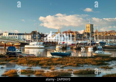 Sonnenuntergang auf dem Fluss Adur im Shoreham. Stockfoto