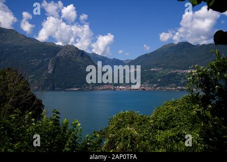 Piona Colico (LC), Italien 08.08.2019, Blick auf den See von Lecco von der Abtei von Piona Stockfoto