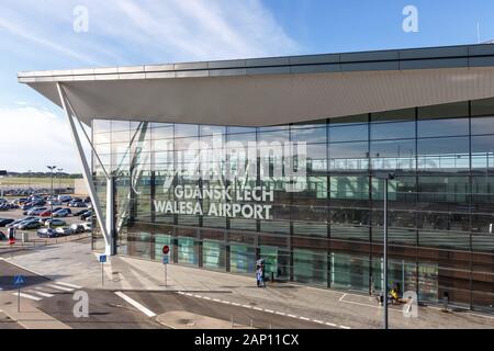 Danzig, Polen - 29. Mai 2019: Terminal der Flughafen Danzig (GDN) in Polen. | Verwendung weltweit Stockfoto