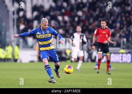 Torino, Italien. 19. Januar 2020. Italienische Serie A Juventus FC vs Parma Calcio. Simone Iacoponi von Parma Calcio. Stockfoto