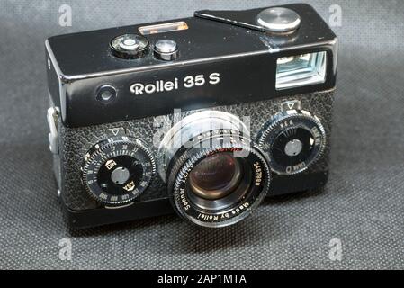 Rollei 35S Miniatur-35-mm-Filmkamera, Stockfoto