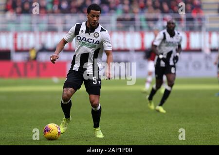 Mailand, Italien. 19. Januar 2020. Italienische Serie A AC Mailand vs Udinese Calcio. William Ekong von Udinese Calcio. Stockfoto