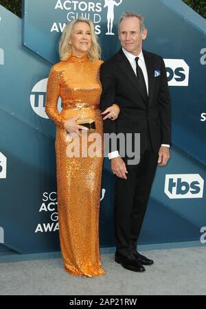 19. Januar 2020 - Los Angeles, Kalifornien - Catherine O'Hara, Bo Welch. 26. jährlichen Screen Actors Guild Awards im Shrine Auditorium. (Bild: © AdMedia über ZUMA Draht) Stockfoto