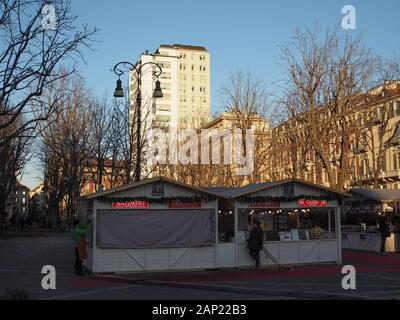 TURIN, Italien - ca. Dezember 2019: Piazza Solferino Square Stockfoto