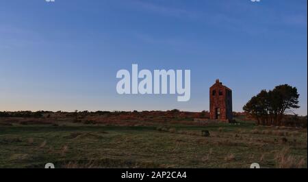 Winter Sonnenuntergang leer Cornish mein Motor - Haus am Bodmin Moor Stockfoto