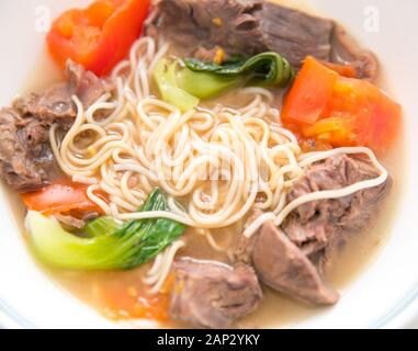 Beef Noodle Soup, Chinesisch Taiwanesische Küche - Bild Stockfoto