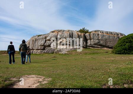 Frankreich, Brittainy, Kerlouan, Restaurant, Artist Village, grossen Felsen, Meer, Klippen, Steinhaus, Stockfoto