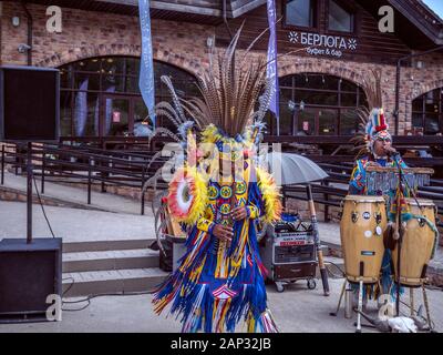 Konzert ecuadorianischen Indianer Krasnaja Poljana Sotschi 09/01/2018 Stockfoto