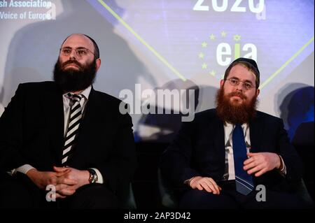 Europäischen Jüdischen Verein, Vorsitzender Rabbi Menachem Margolin Aktion und Schutz der Liga, Vorsitzender Rabbi Shlomo Koves eine Podiumsdiskussion des Europäischen Jüdischen Verband Konferenz über Antisemitismus in Krakau teilnehmen. eine Delegation von mehr als 100 Europäischen Staats- und Regierungschefs, Minister und hochrangige Beamte des Parlaments von Europa und Gesetzgeber aus der ganzen Kontinent wird ein März in Auschwitz am 20. und 21. Januar. Der März, zum Internationalen Holocaust Gedenktag statt, wird von der EJA, der Dachorganisation der jüdischen Organisation in ganz Europa unter der Leitung von Rabbi Mena geführt werden. Stockfoto