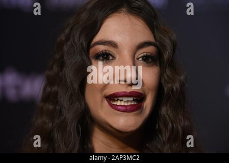 Sängerin Ana Guerra besucht einen fotoauftrag vor der Odeon Music Awards Gala im Royal Theater in Madrid. Stockfoto