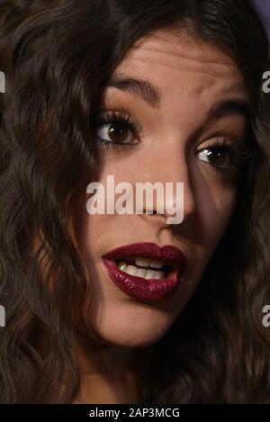 Sängerin Ana Guerra besucht einen fotoauftrag vor der Odeon Music Awards Gala im Royal Theater in Madrid. Stockfoto