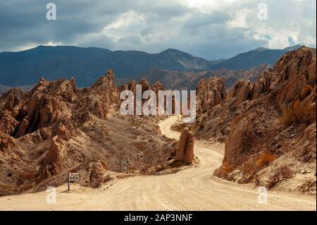 Die Quebrada de Las Flechas auf der Ruta 40, Angastaco, Argentinien Stockfoto