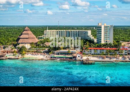 Küstenlinie am Hafen von Cozumel, Mexiko, Karibik. Stockfoto