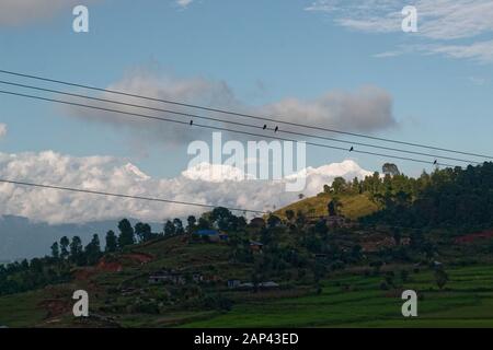 Ein Blick aus Pumdi Bumdi Dorf fotografiert während der Panchase Trek in Pokhara Nepal Stockfoto