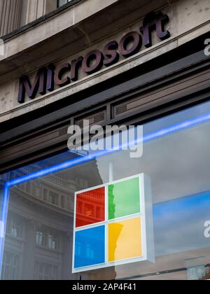 Microsoft Store, Oxford Circus, Oxford St, London, England, Großbritannien, GB. Stockfoto
