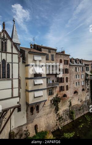 Villeneuve-sur-Lot, (früher unter dem Namen Villeneuve-d'Agen) Stadt und Gemeinde im Südwesten der französischen Departement Lot-et-Garonne, Frankreich, Europa. Stockfoto