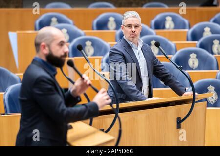 Den Haag, Niederlande. 21 Jan, 2020. DEN HAAG, 14-01-2020, Frage Stunde im niederländischen Parlament. CDA-Mitglied des Parlaments Mustafa Amhaouch Credit: Pro Schüsse/Alamy leben Nachrichten Stockfoto