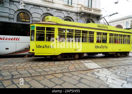 Die Via Alessandro Manzoni Straße Ecke Platz Piazza della Scala, Mailand, Lombaria, Italien, Europa Stockfoto