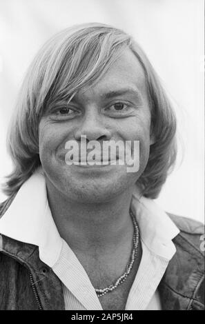 Volker Lechtenbrink, deutscher Wis und Sänger, in Hamburg, Deutschland frühe 1980er Jahre. Deutsche Schauspieler und Sänger Volker Lechtenbrink in Hamburg, Deutschland Anfang der 80er Jahre. Stockfoto