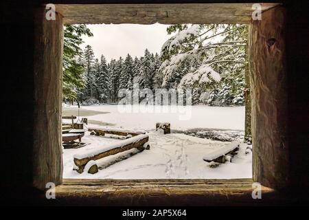 Wundervolle Winterwanderung vom Restaurant Eggli über den Forstseeli- und Diepoldsauer Schwamm zum Fähnerenspitz im Appenzeller Land in der Schweiz Stockfoto