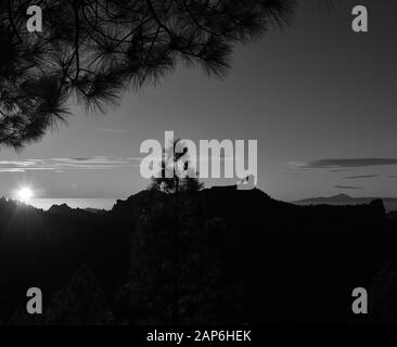 Sonnenuntergang auf dem Berg, Naturpark Roque Nublo, Gipfel Gran Canaria, Kanarische Inseln, Spanien Stockfoto