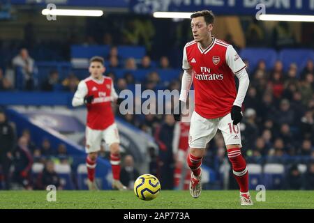 London, Großbritannien. Januar 2020. Mesut Ozil von Arsenal während des Premier-League-Spiels zwischen Chelsea und Arsenal an der Stamford Bridge, London am Dienstag, 21. Januar 2020. (Credit: Jacques Feeney / MI News) nur redaktionelle Verwendung. Credit: MI News & Sport /Alamy Live News Stockfoto