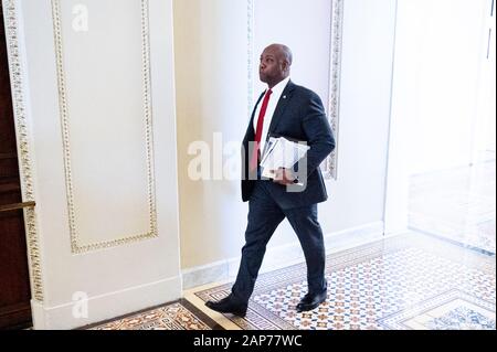 Januar 21, 2020, Washington, DC, USA: US-Senator Tim Scott (R-SC) zu Fuß auf den Senat Kammer für den Senat Impeachment Trial. (Foto von Michael Brochstein/Sipa USA) Stockfoto