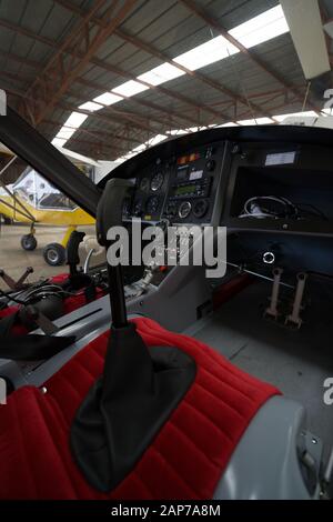 Ultraleichtflugzeuge Ultraleichtflugzeuge innen Tragschrauber Instrumententafel Stockfoto