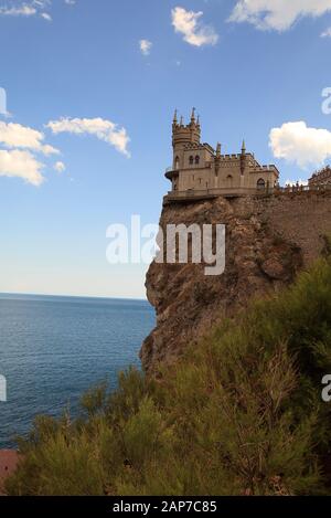 Das bekannte Schloss Schwalbennest in der Nähe von Jalta. Krim. Stockfoto