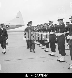 Anreise L. Norstad bei der NATO an Ypenburg Datum: 11 Juli 1961 Standort: Den Haag, Ypenburg, South-Holland Schlüsselwörter: Ankünfte Persönlicher Name: Lauris Norstad, Stockfoto