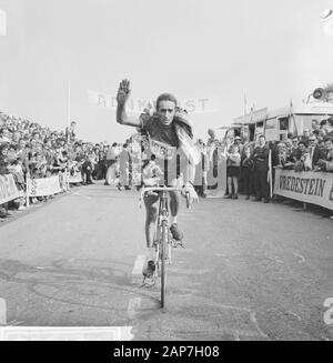 Ab Geldermans radfahren Champion, in Rainbow jersey Datum: 29 Juli 1962 Keywords: Champions, rainbow Trikots, Radfahrer Persönlicher Name: Geldermans, Ab Stockfoto